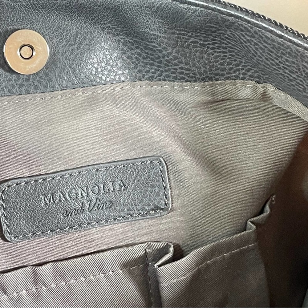 MAGNOLIA & VINE canvas and vegan leather tote - Picture 8 of 13